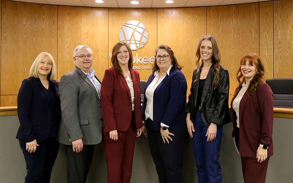 Councilmembers Lori Lyon, Rob Grove, Chris Crone, Anna Pierce and Kala Anderson with Mayor Clarke